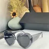 2023 Роскошный дизайнер 23 New Family B Love Sunglasses Net Red с модными солнцезащитными очками в форме сердца BB00788