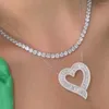 Chaînes 2023 Saint Valentin Cadeau À La Mode Bijoux De Luxe Plein Pavé 5A Cubique Zircone Creux En Forme De Coeur Pendentif Collier Pour Les Femmes