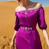 Ubranie etniczne muzułmańskie sukienki kobiety w połowie rękawu Abaya Dubai Arabian Party Temperament dla luźnych ręcznie robionych diamentów Bliskiego Wschodu