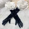 Fingerless Glove s Elegant White Flower Long Black Velvet Glove Female Spring Autumn Vintage Driving P ograph Performance R1690 230804