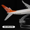 Aircraft Modle Scale 1 400 Metal Aircraft Replica GOL Airlines Boeing Airbus Aviation Model samolot powietrza Diecast Miniaturowe zabawki dla dzieci chłopców 230803