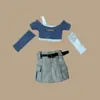 Poupées arrivée vêtements de poupée imprimé hors épaule hauts t-shirt et jupe en jean avec ceinture pour Blyth Licca OB24 vêtements 230803