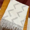 Designers Hommes Foulard Fendii Femmes Cachemire Doux Echarpes F lettres 180 * 65 cm Soie Hiver Tricot Echarpes Femmes De Luxe Designer Châles Y5Oa #