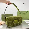 2023- Bolso de mano de diamantes Bolso de sillín con correa Bolso de diseñador Tote magnético Colgante de metal Monederos Bolsos de hombro Bolsos cruzados para mujer