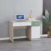 Enkelt modernt sovrum skrivbordsstudent skrivbord