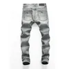 Jeans da uomo Street Fashion Designer Uomo Pantaloni con bottoni elasticizzati blu retrò Pantaloni hip-hop strappati skinny con toppe marroni 8405