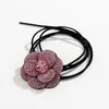 Glänsande rosa strass flower halsband för kvinnor trendiga eleganta damer långa snörning upp repkedjor choker krage på nacken smycken