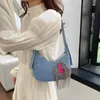 Hobo Bags Love Denim Borsa a tracolla 2023 New Diamond Tassel Small Design Network Rosso Popolare Moda personalizzata Ascella 230804