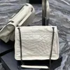 Echtes Leder Niki Frauen Totes Clutch Bags Top -Qualität Sommer mit klassischen Schulter -Unterarm -Taschen Gurte Luxurys Designer Männer Messenger Cross Body Travel Handtasche