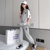 Ensembles de vêtements 2PCS 2023 nouveaux adolescents d'été filles vêtements enfants ensembles tenues enfants lâche t-shirt cheville pantalon survêtement 6 8 10 12 14 ans x0803