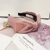 40 Stijl Roze Hoofdbanden voor Vrouwen Designer Vrouwen Haarband Dubbele Letter Patroon Lente Hoofdband Haar Sieraden Dagelijks Leven Gezicht Wassen Accessoires Familie Groothandel