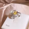 Bagues de Grappe Élégant Ajouré Étoile Lune Topaze Jaune Rond Plein Diamant Couple Bague Pour Femmes Zircon Argent Plaqué Noël Banquet Bijoux