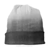 Berretti Bonnet Hats Gradient Colorful Men Women's BLUR Abyss Black Winter Warm Cap Design Skullies Berretti Berretti