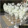 装飾的な花の花輪結婚式の装飾5フィート背の高い10ピース/ロットスリック人工桜の木ローマ柱道路リードフォードロップデル