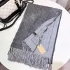 MS Luxury Fashion Designer Scarves Cashmere Scarf Scarf Winter Summer All Letters Printing Pasha Handdukar Mjuk taktilitet Värme Paket Långa sjalar handdukar