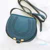 Pochette con patta piccola Borsa a sella Portafogli di design di lusso Cinghie regolabili all'ingrosso Borsa a mano in pelle di vacchetta Borse a tracolla da uomo Tote da donna