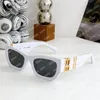 Cat Eye Luxurys Designers Zonnebrillen Dames Mumu Brillen Gouden Letters Benen Heren Designer met Doos Strandzonnebril GoggleS1V4