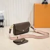 Toppkvalitet 2 datorer Set axlar väska designers m80091 f e licie rem handväska män kvinnor äkta läderkedja kors kroppspåsar koppling totes hobo purses plånbok grossist