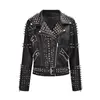 Kvinnorjackor Kvinnor Rivet Death Patch Fuax Leather Jackets för Punk Rock Rivet Streetwear High midja Korta motorcykeljackor Päls 230803