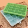 Summer home ice tray mold food-grade silica gel ice artifact ice box cover soft plastic square press-type ice