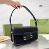 2023- Bolso de mano de diamantes Bolso de sillín con correa Bolso de diseñador Tote magnético Colgante de metal Monederos Bolsos de hombro Bolsos cruzados para mujer