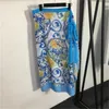 Designer badkläder Summer Half Dress Two Piece Set Vintage Printed Halter One-Piece Swimsuit Flesh som täcker mager strandhalvkläder Kvinnkläder