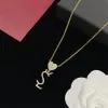 Designer Necklace Letter Heart Pendant Necklaces Womens Luxurys Jewerlry Diamonds Necklace Fashion Silver Gold Necklaces 18k Gold Plated G23841D