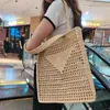 Damen PradeHanbag Bag Luxusmarken hohl Buchstaben Raffia Stroh Tasche Papier gewebtes Frauen Umhängetaschen Sommer Mode Strandstrand Handtasche PradeBag PradeBag