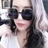 2024 Luxusdesigner Sonnenbrille Neue Luxusdesigner G Familie Big Square Li Yuchun Net Red Mirror Face Letter Sungbrille GG0414S