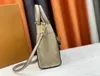 Дизайнерская кожаная сумочка на моей боковой сумочке. Роскошная сумка для покупок Высококачественная сумка для плеча размером с плеча 25 x 20 x 12 см M21546