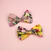 Abbigliamento per cani 1 set Gonna eccellente Patchwork in pizzo di cotone Fiori decorativi Stampa Pet Princess Puppy Bowknot Neck Strap