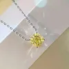 ペンダントAnziw 2.0ct Solitaire Four-Claw Pendant Necklace 925 Silver Shiny Cushion cut Yellow Cruened Gemstone女性ジュエリーギフト