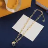 2023 Latest Style V Designer Bracelet Fashion Jewelry High Quality Earrings Wedding Gift Necklace Set