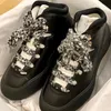 Sneakers de créateurs Chaussures décontractées surdimensionnées blanc noir en cuir noir de luxe Velvet en daim pour femmes Espadrilles