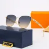 Дизайнерские классические роскошные солнцезащитные очки модные солнцезащитные очки для женщин Мужские дизайнеры Luxurys Designers Sun Glasses Drive Summer Polarize Солнцезащитные очки.