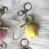 Keychains Pure Hand-Crocheted Sticked Tulip Pendant Keychain Söt docklinje Mobiltelefon