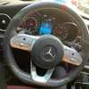 Ny 5D-kolfiber och svart mocka läderröd markerad ratthandsydd ärm för Mercedes Benz A W177 2018-19326Z