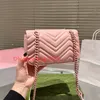 Luxury Women Chain Crossbody Bags Designers Heart V Wave Pattern Shoulder Bags Messenger Bags Pruse Chain Tote