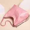 Sacs d'école Femme Rose Multifonction Sac À Dos Esthétique Huile Cire En Cuir Dames Aisselle Grand Sac À Bandoulière Élégant Chaîne Hobos Sac À Main 230804