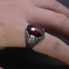 Alianças de casamento real puro 925 anéis de prata esterlina com cor vermelha zircão pedra facetada alianças de casamento para homens jóias turcas vintage 230803