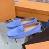 En Kaliteli Marka Resmi Tasarımcı Elbise Ayakkabı Lüks İtalyan Kadın Süet Loafers Moccasins Kayısı Deri Sırık Kaydırıcılar Düz Ayakkabılarda Fabrika Ayakkabıları Kutu 35-41