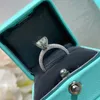 Дизайнерское кольцо Love Ring Роскошные кольца для женщин и мужчин с бриллиантами, модные тенденции, посеребренные, для пары, помолвка, высокое качество, персонализированный подарок на день памяти, приятный