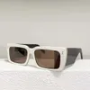 2024高級デザイナーNew Luxury Designer G Family's New Hip-Hop High Class Men's Fashion Women's Sunglasses GG0543S