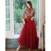 Etniska kläder Bourgogne Mesh Dressing Gown Lady Cheongsam med TASSLES Formell parti Stand Collar Chinese Prom Dress Exquisite Qipao