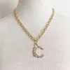 Colares com pingente de letra C em ouro prateado de grife, corrente de cristal, gargantilha, marca CCity, colares para mulheres, joias para festas de casamento, presentes para casais 37