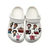 Cartoon-Zubehör Moq 50 Stück Filme Charakter Clog Charms 2D Weich-PVC-Schuhteile Mode Schnallen Dekorationen Fit Männer Sandalen Kinder BH Dh1Do