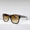 2024 Nouveau créateur de luxe de haute qualité Nouveau Tiktok Net Red Personality Fashion Fashion Fashion Sunglasses CH5482-H