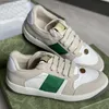 Hommes Femmes Screener Sneakers Italie Sale Chaussure En Cuir Vert Rouge Stripe Designers De Luxe Toile Ace Casual Chaussures Beurre Classique Distressed luxue 001