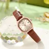 Montres de mode pour femmes montres de luxe de haute qualité à quartz-batterie en cuir 22 mm