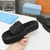 Summer Womens Trough Sandals quiltade Prad Platform Slippers Flats Flats Sandaler Ankel Strap Leather FDS